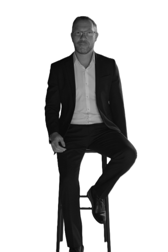 <b>XOASSA Consulting and Digital Solutions<br>Smarter decisions. Stronger growth.<b>